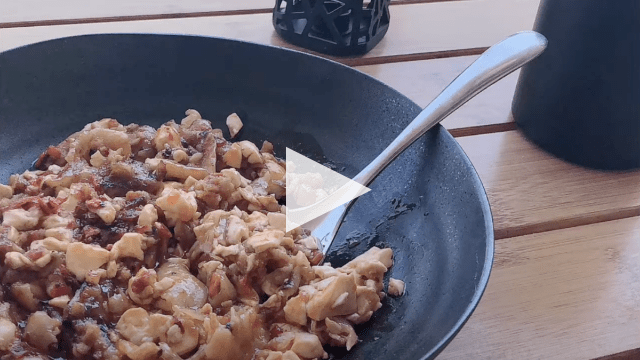 冷凍餃子で作る麻婆豆腐