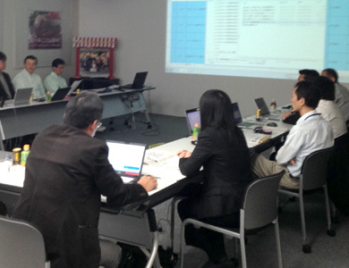 弊社工場における防虫に関する会議