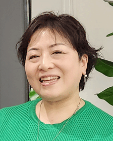 辻 直美氏