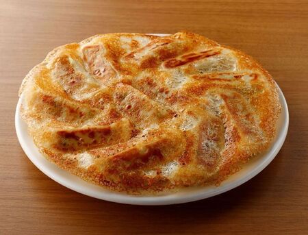 1.5倍大きいギョーザ