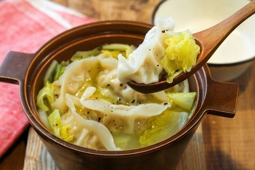 〆までおいしい白菜のギョーザ鍋