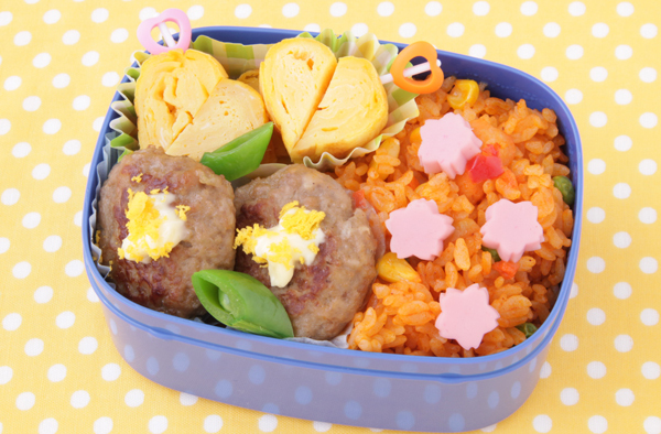 ハンバーグ&トマトエビピラフ弁当