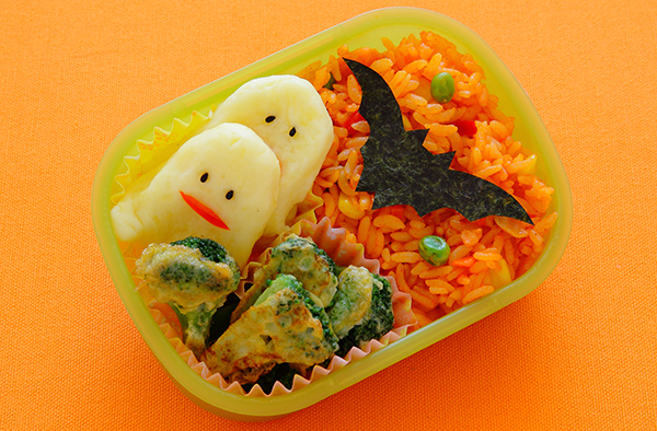 トマトエビピラフのコウモリ弁当