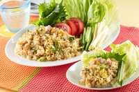 夏野菜とレタスの手巻き炒飯