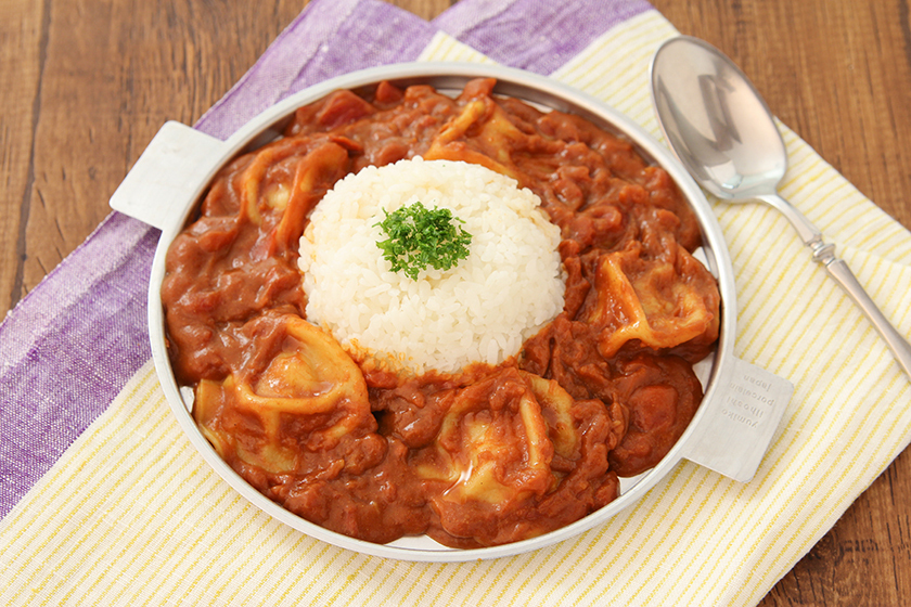 チンまで2分！レンジで水餃子カレー