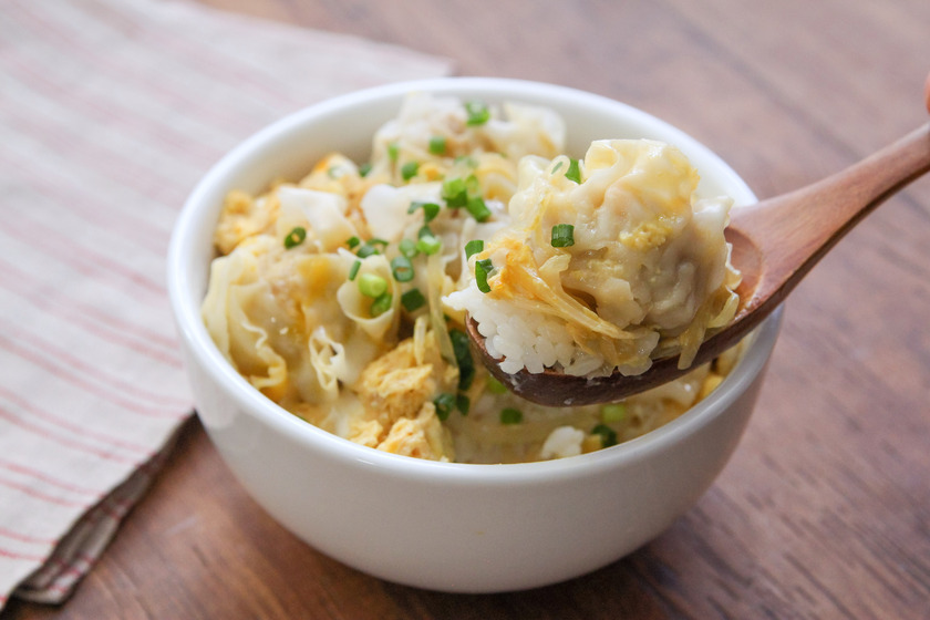 シュウマイでとろとろ卵とじ丼