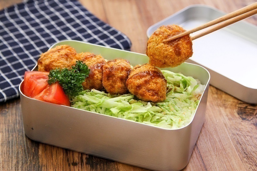 ご飯が進む ソースメンチカツ丼弁当